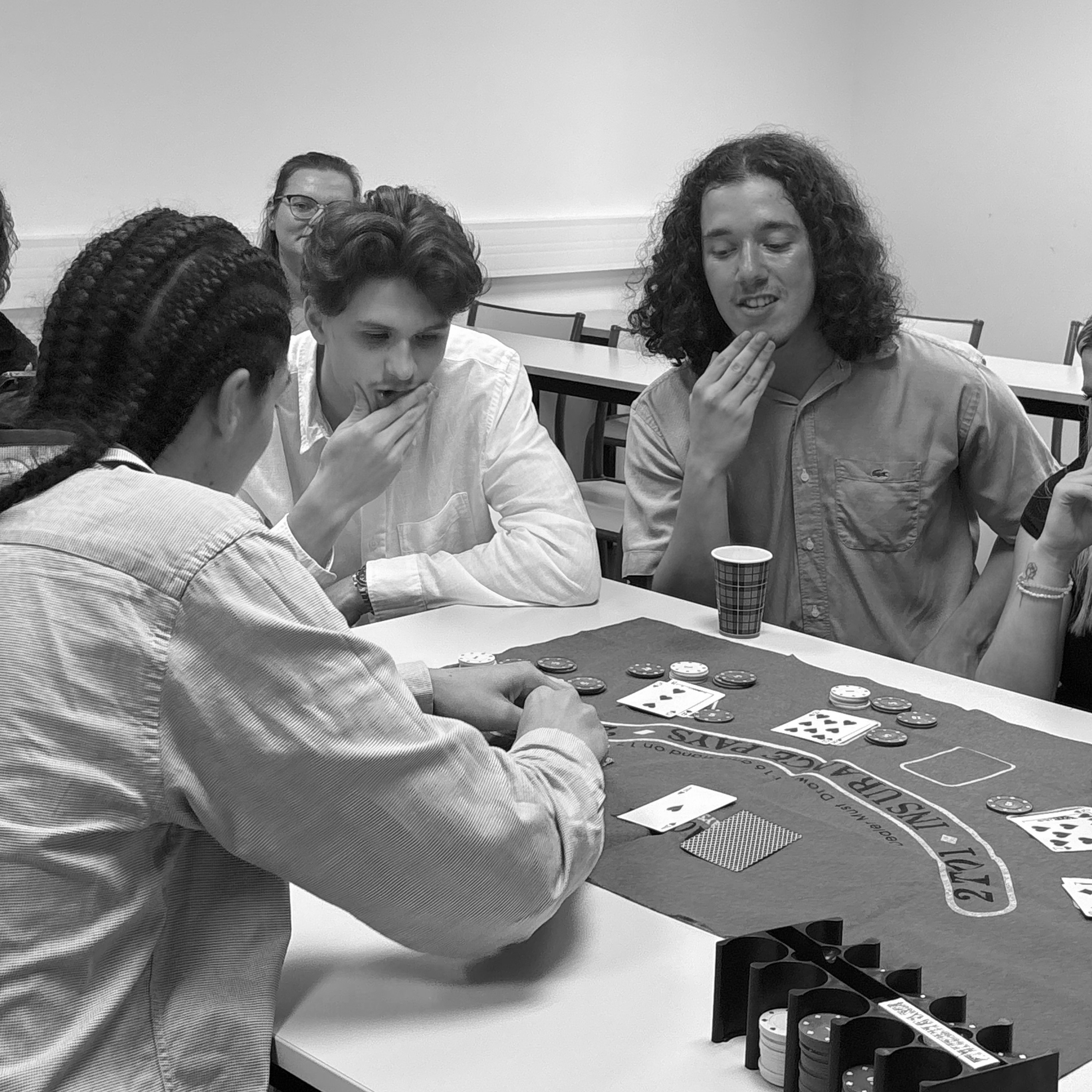 Casino Royale : Quand l’ISPN Sort ses Cartes !