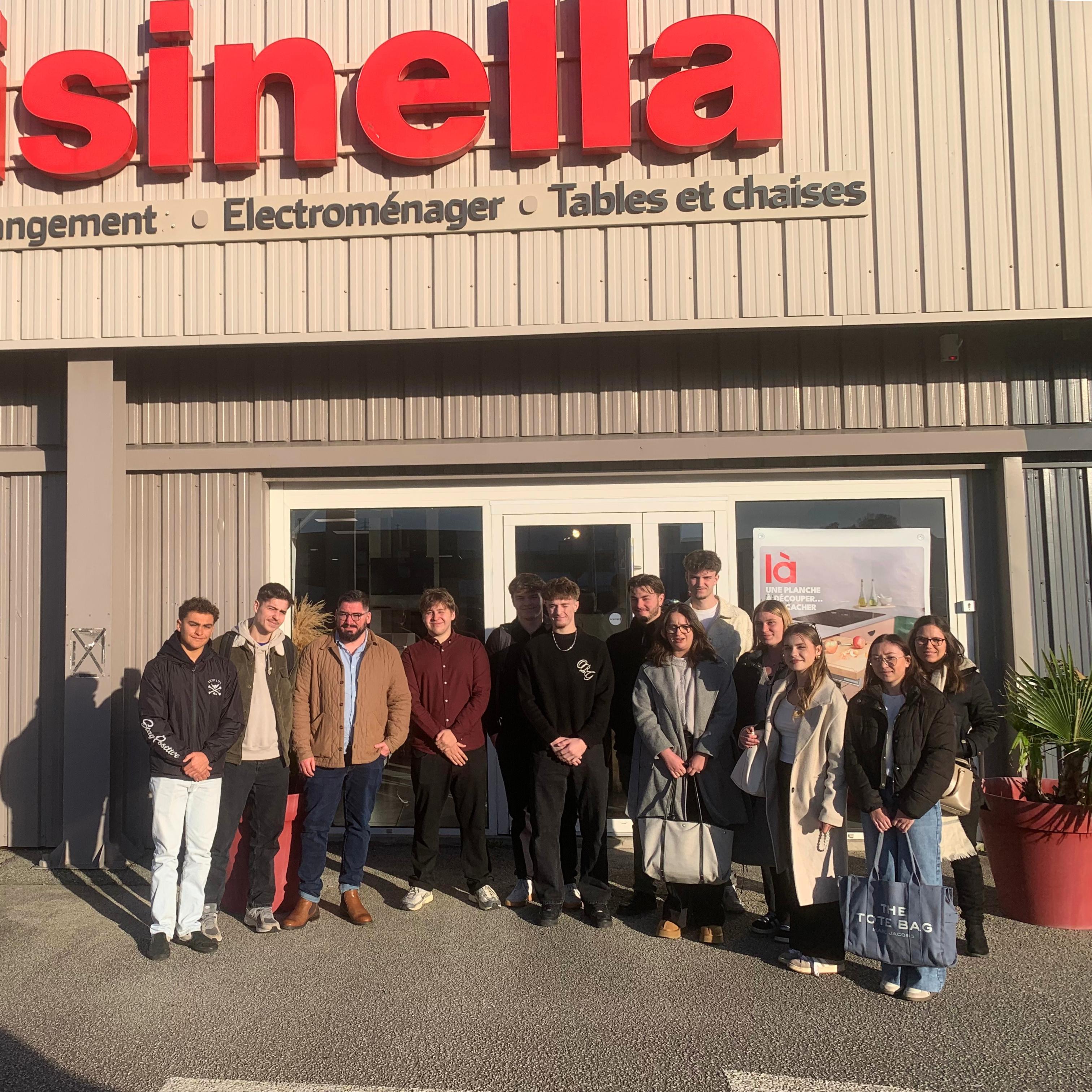 Visite de l'entreprise Cuisinella à Cherbourg Visite de l'entreprise Cuisinella à Cherbourg